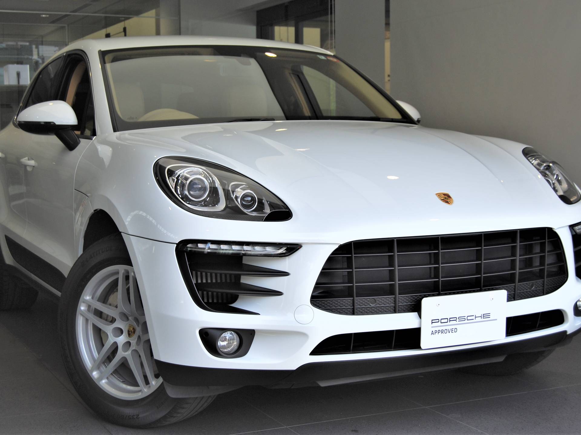 Porsche Macan S の中古車を ポルシェセンター調布で購入