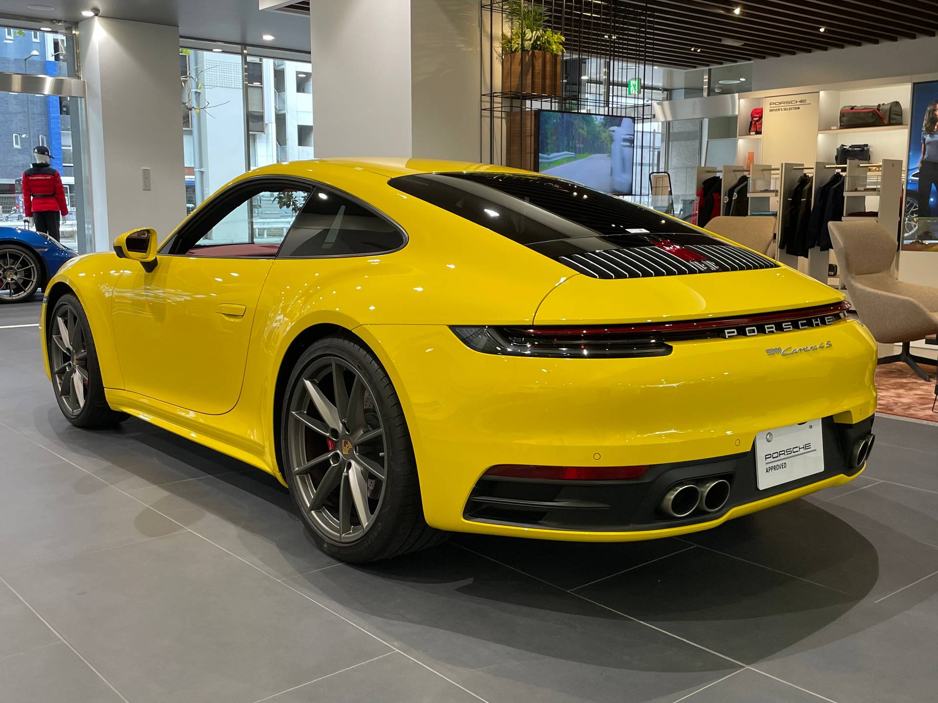 Porsche ポルシェ 911 Carrera 4s の中古車を Pc目黒 六本木認定中古車センターで購入