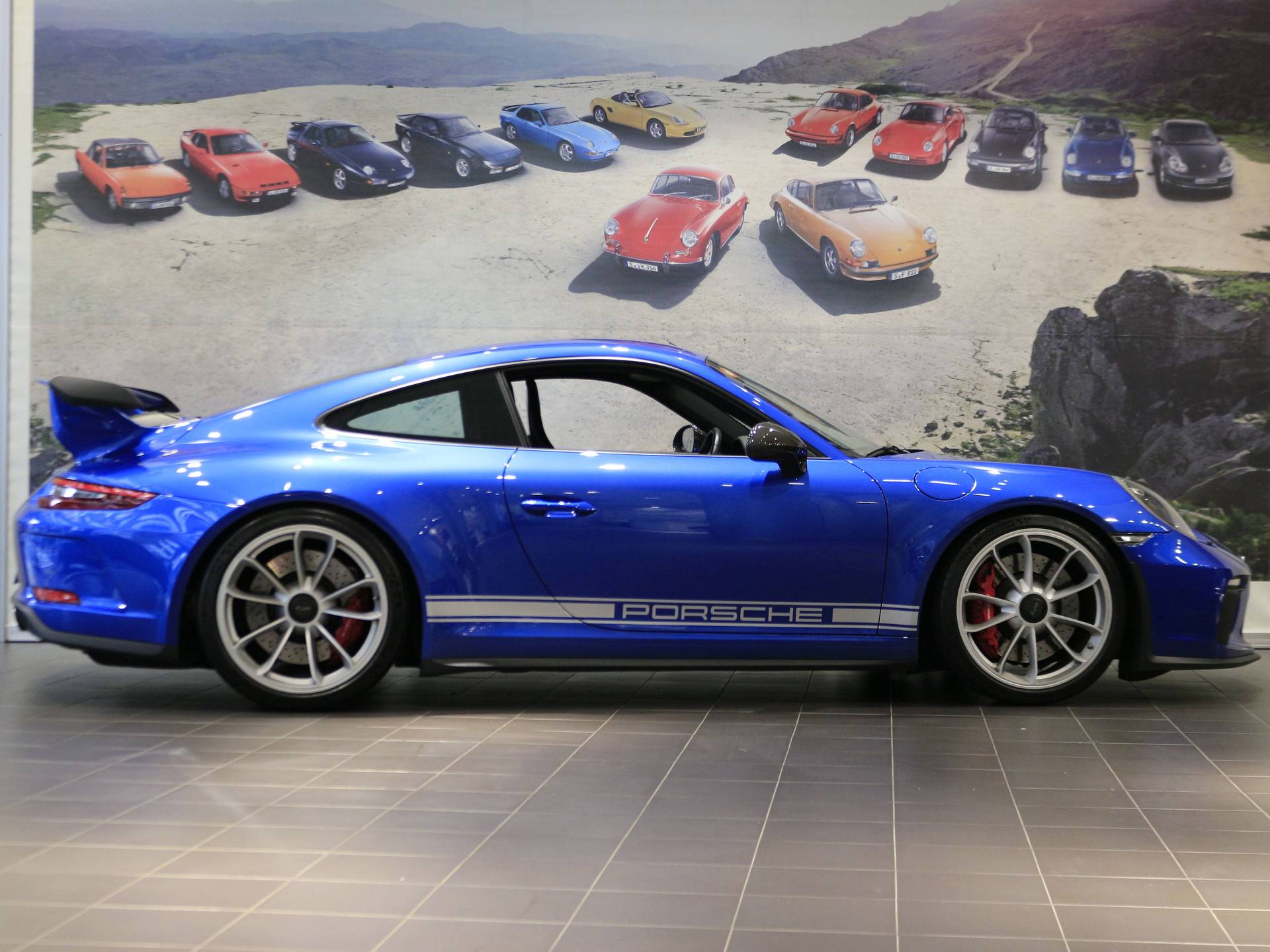 Porsche 911 Gt3 の中古車を Pc青山 世田谷認定中古車センターで購入