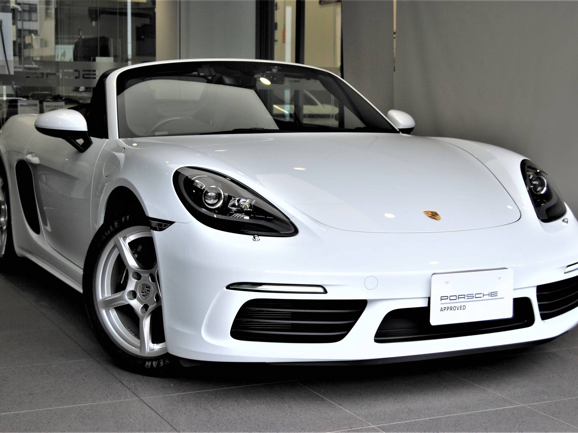 Porsche 718 Boxster の中古車を ポルシェセンター調布で購入