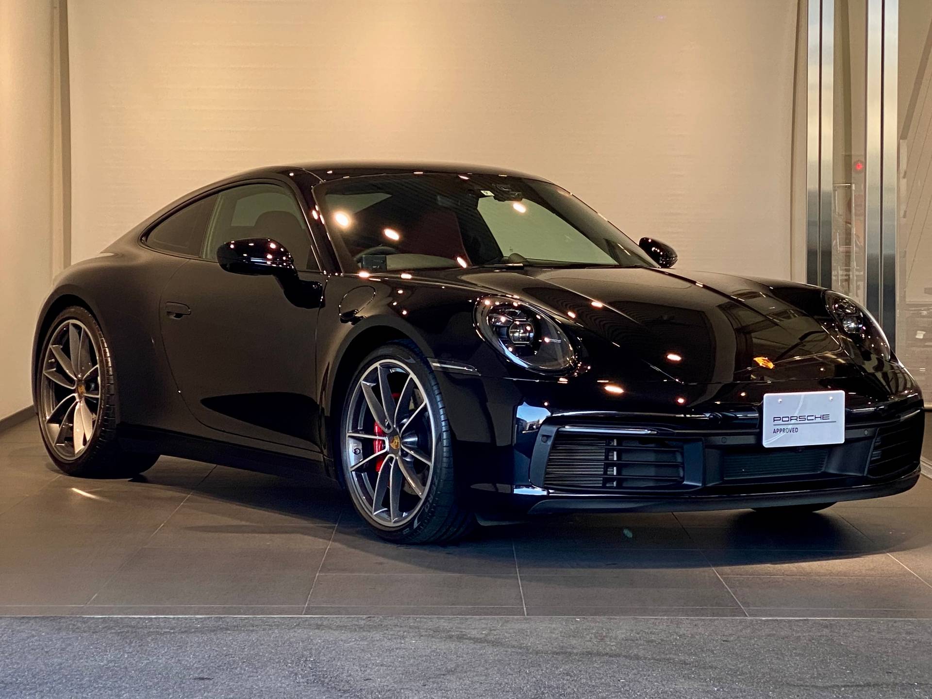Porsche 911 Carrera S の中古車を Pc北大阪 認定中古車センターで購入