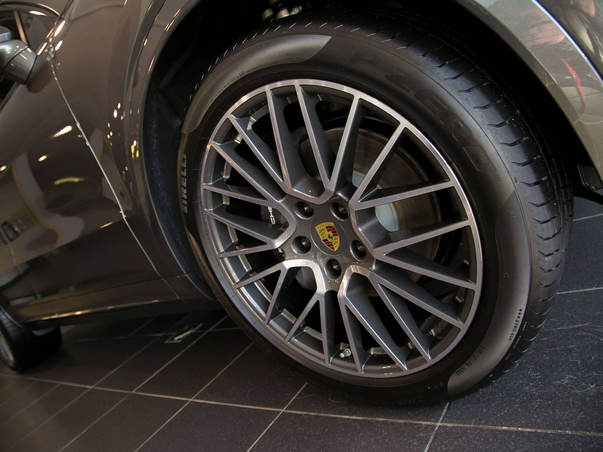 Купить Porsche 2022 Porsche Cayenne Coupé с пробегом в ДжиТи-Центр ...