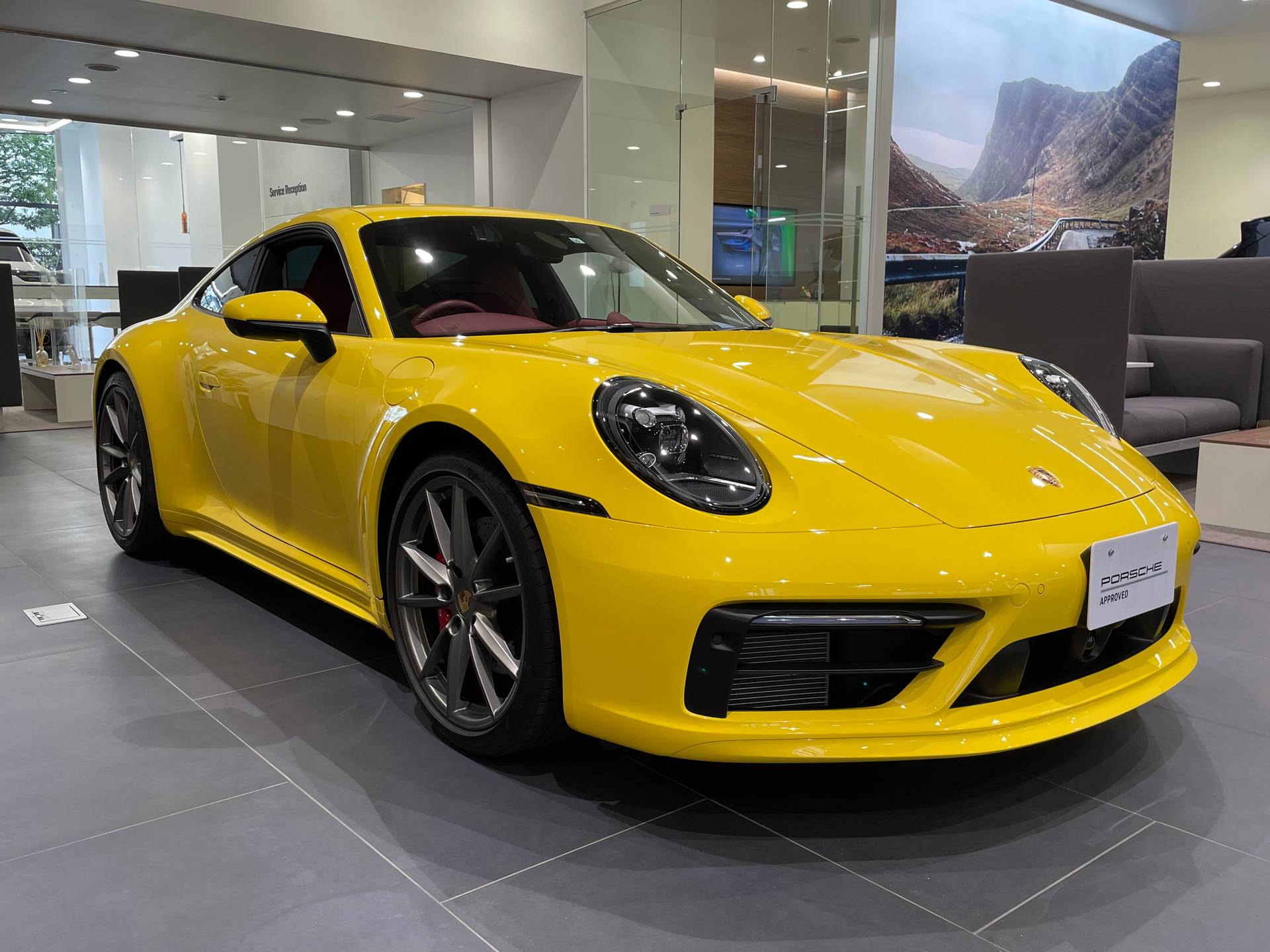 Porsche ポルシェ 911 Carrera 4s の中古車を Pc目黒 六本木認定中古車センターで購入